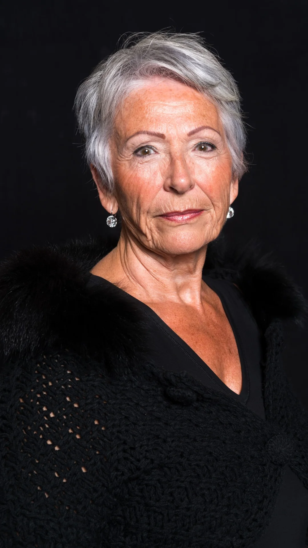 Retrato de Josie Kromer — psicoterapeuta e professora internacional