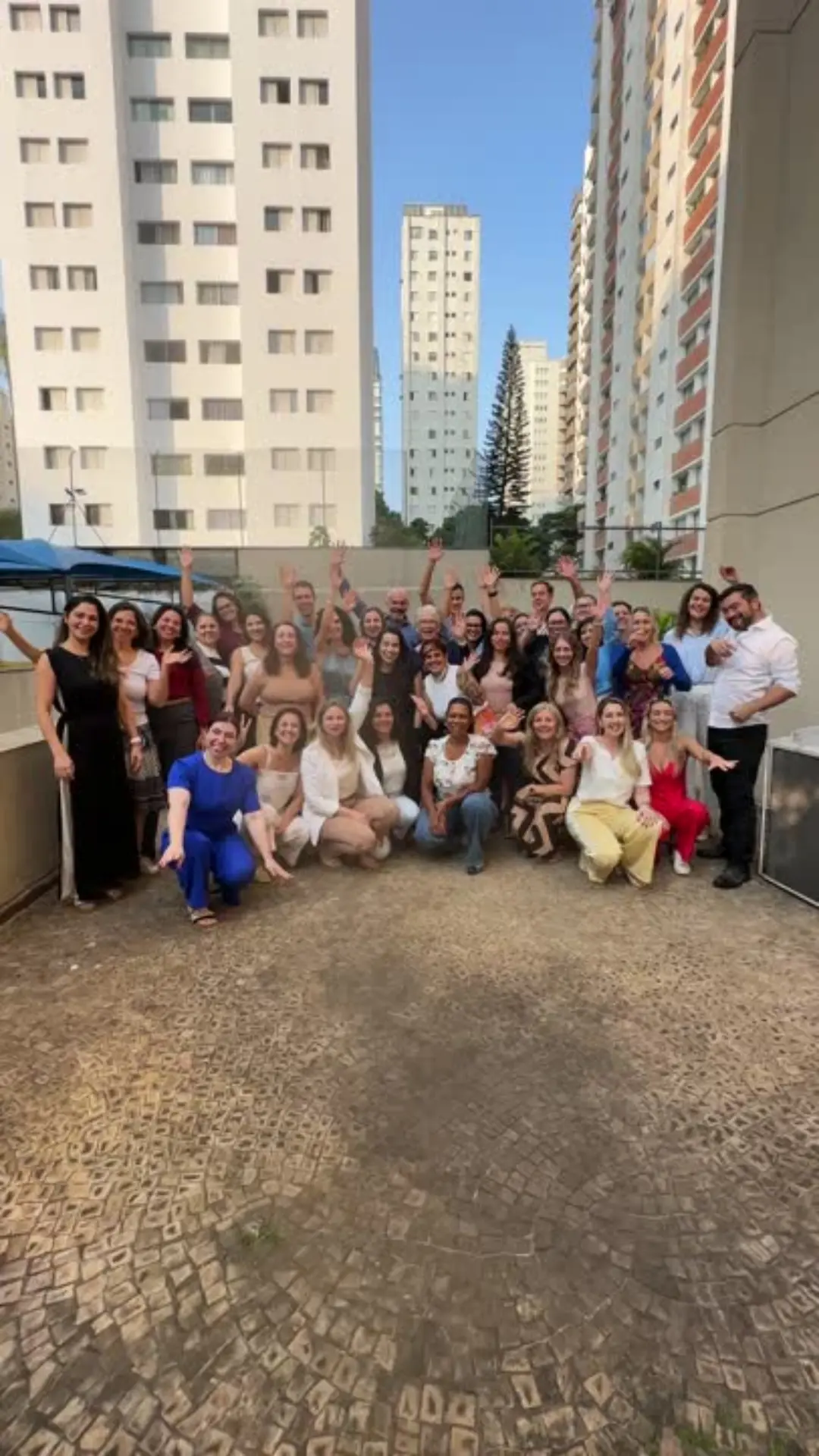 Conversa em círculo entre as alunas e a mentora